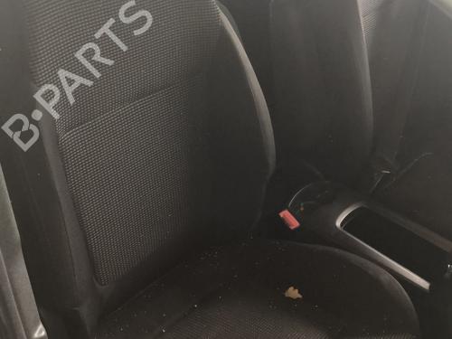 Used Right front seat Right front seat PEUGEOT 5008 (0U_, 0E_) 1.6 HDi (112 hp) 33599482 33599482