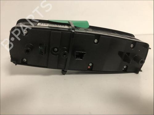Used Left front window switch Left front window switch MERCEDES-BENZ A-CLASS (W169) A 150 (169.031, 169.331) (95 hp) 33584121 33584121