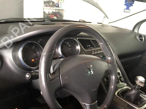 Used Dashboard Dashboard PEUGEOT 5008 (0U_, 0E_) 1.6 HDi (112 hp) 33599327 33599327