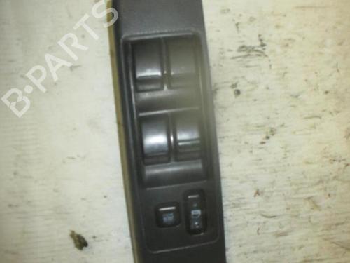 Venstre fortil elrude kontakt Venstre fortil elrude kontakt TOYOTA COROLLA Verso (ZER_, ZZE12_, R1_) 2.2 D-4D (AUR10_, AUR10R) (177 hp) 33572290 33572290