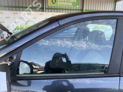 front-left-door-window-renault-scenic-iii-jz01_-2008-2009-2010-2011-2012-2013-2014-2015-2016-35911396 main image