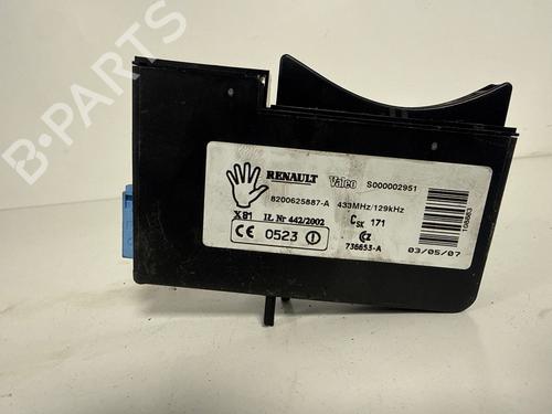 Card reader RENAULT ESPACE IV (JK0/1_) 2.2 dCi (JK0H) | BP38309454E4 - Image 3