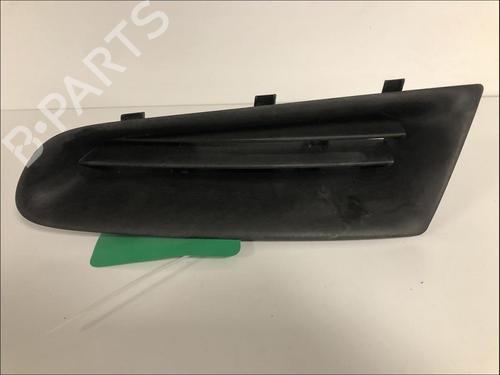 Used Grille Grille RENAULT CLIO III (BR0/1, CR0/1) 1.2 16V (BR02, BR0J, BR11, CR02, CR0J, CR11) (75 hp) 34705397 34705397
