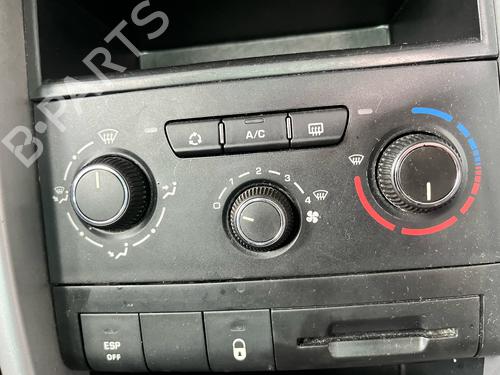 Used Climate control Climate control 36582094 36582094