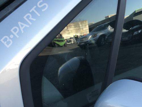 front-left-quarter-glass-renault-modus-grand-modus-fjp0_-2004-35914996 main image