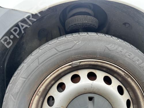 wheel-arch-mercedes-benz-vito-van-w447-2014-34705971 main image