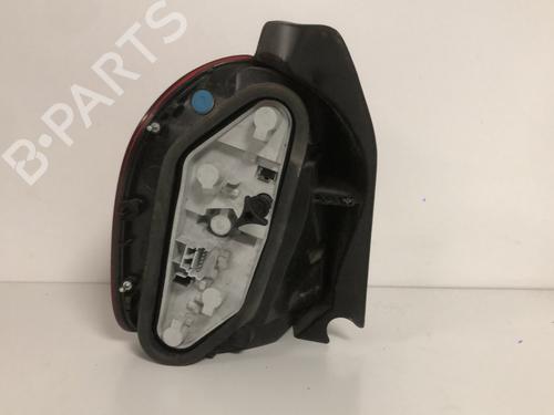 Used Right taillight Right taillight RENAULT MODUS / GRAND MODUS (F/JP0_) 1.2 (JP0C, JP0K, FP0C, FP0K, FP0P, JP0P, JP0T) (75 hp) 33597534 33597534