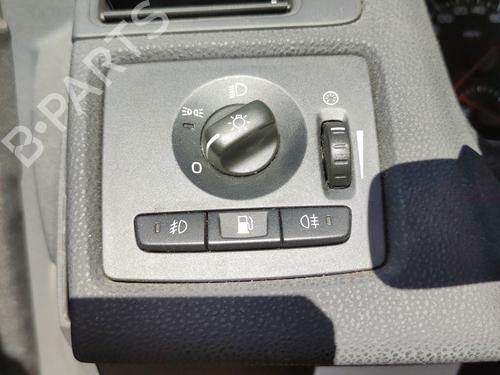 Used Switch Switch VOLVO C30 (533) D5 (180 hp) 36576524 36576524