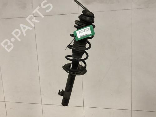Used Right front shock absorber Right front shock absorber TOYOTA AYGO (_B1_) 1.4 D-4D (WNB10_, WNB10R) (54 hp) 33596457 33596457