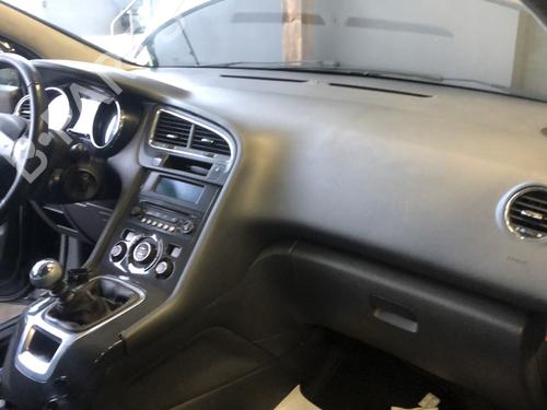 Instrumentbræt Instrumentbræt PEUGEOT 5008 (0U_, 0E_) 1.6 HDi (110 hp) 33599971 33599971