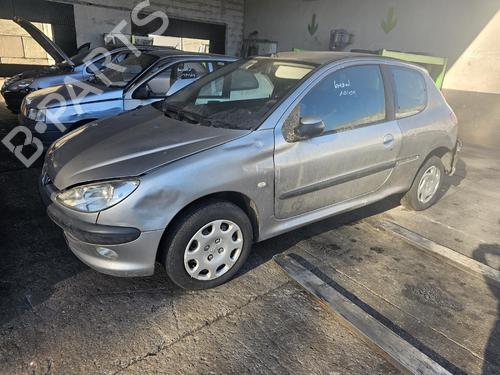 Used Parts PEUGEOT 206 Hatchback (2A/C) 1.4 i 4961753