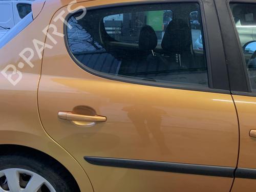 Dør højre bagtil Dør højre bagtil PEUGEOT 207 (WA_, WC_) 1.6 HDi (90 hp) 33600393 33600393