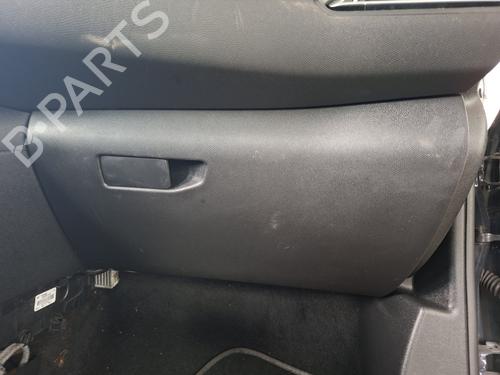 Used Glove box Glove box PEUGEOT 308 SW II (LC_, LJ_, LR_, LX_, L4_) 1.6 BlueHDi 120 (120 hp) 35916077 35916077