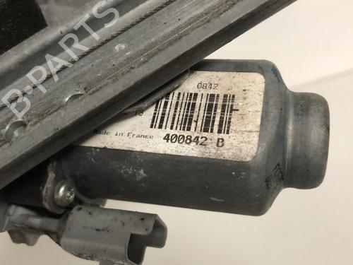 Used Front right window mechanism Front right window mechanism TOYOTA AYGO (_B1_) 1.0 (KGB10_, KGB10R) (68 hp) 33599444 33599444