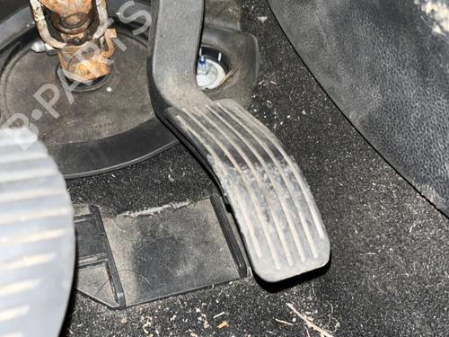 Used Pedal Pedal 36580713 36580713