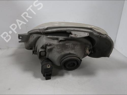 Used Right headlight Right headlight OPEL VIVARO A Van (X83) 1.9 DI (F7) (80 hp) 33574565 33574565