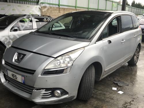 Used Parts PEUGEOT 5008 (0U_, 0E_)  1.6 HDi  4523925
