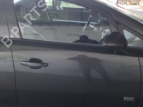 right-front-door-opel-corsa-d-s07-2006-2007-2008-2009-2010-2011-2012-2013-2014-2015-33599907 main image