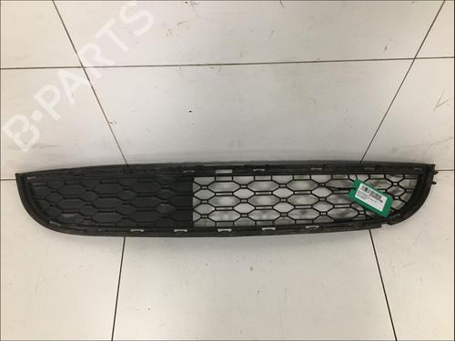 Used Grille Grille RENAULT TWINGO II (CN0_) 1.2 16V (CN04, CN0B) (75 hp) 33582344 33582344