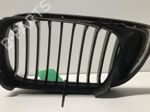 Griglia anteriore Griglia anteriore BMW 3 (E46) 330 d (184 hp) 33590699 33590699