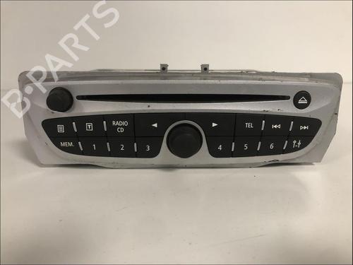 radio-renault-megane-iii-hatchback-bz01_-b3_-2008-33584989 main image