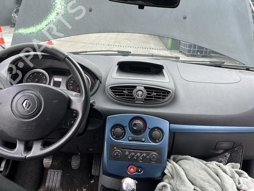 Salpicadero Salpicadero RENAULT CLIO III (BR0/1, CR0/1) 1.2 16V (BR0P, CR0P) (101 hp) 33657493 33657493