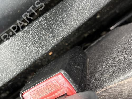 Engache cinturón Engache cinturón RENAULT CLIO III (BR0/1, CR0/1) 1.2 16V (BR0P, CR0P) (101 hp) 33657472 33657472