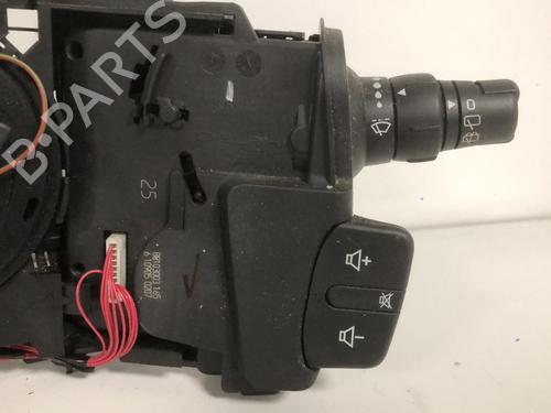 Used Steering column stalk Steering column stalk RENAULT MODUS / GRAND MODUS (F/JP0_) 1.2 (JP0C, JP0K, FP0C, FP0K, FP0P, JP0P, JP0T) (75 hp) 33598136 33598136