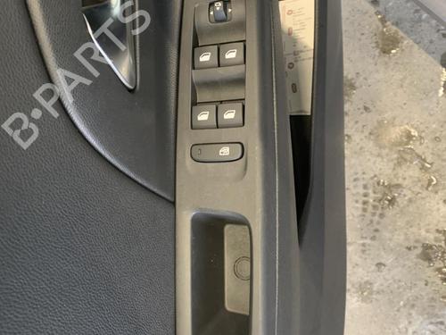 Used Left front window switch Left front window switch OPEL CORSA F (P2JO) 1.2 (68) (101 hp) 36578113 36578113