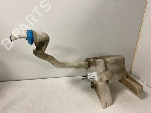 Used Windscreen washer tank Windscreen washer tank 38426682 38426682
