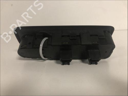 Used Left front window switch Left front window switch PEUGEOT 807 (EB_) 2.2 HDi (128 hp) 33586525 33586525