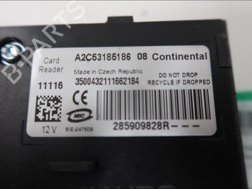 Used Card reader Card reader RENAULT SCÉNIC III (JZ0/1_) 1.6 dCi (JZ00, JZ12) (130 hp) 33574701 33574701