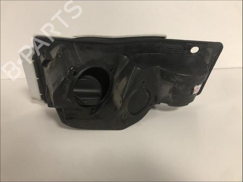 Used Fuel flap Fuel flap RENAULT TRAFIC III Van (FG_) 1.6 dCi 90 (FGME) (90 hp) 33585438 33585438