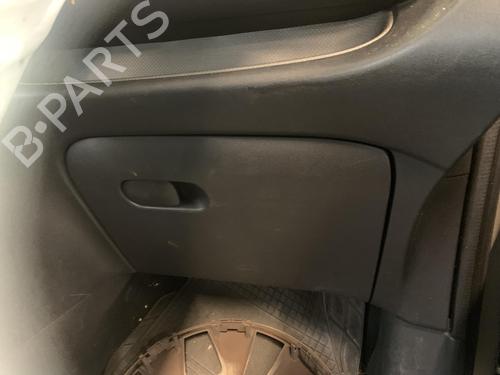 Used Glove box Glove box CITROËN C3 II (SC_) 1.6 HDi (92 hp) 36578091 36578091