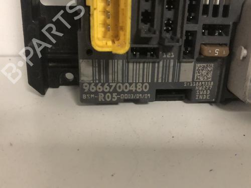 Used Fuse box Fuse box PEUGEOT 308 I (4A_, 4C_) 1.6 16V (150 hp) 33595691 33595691