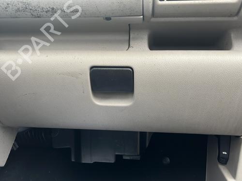 Used Glove box Glove box LAND ROVER FREELANDER I (L314) 2.0 Td4 4x4 (112 hp) 33603433 33603433