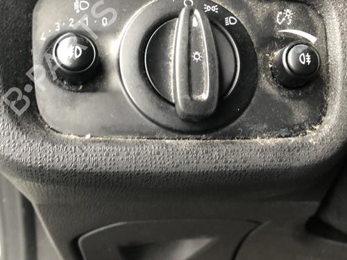 Used Headlight switch Headlight switch 36578485 36578485