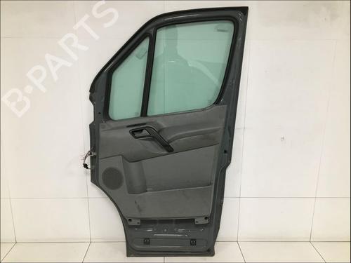 Used Right front door Right front door VW CRAFTER 30-50 Van (2E_) 2.0 TDI (136 hp) 33576829 33576829