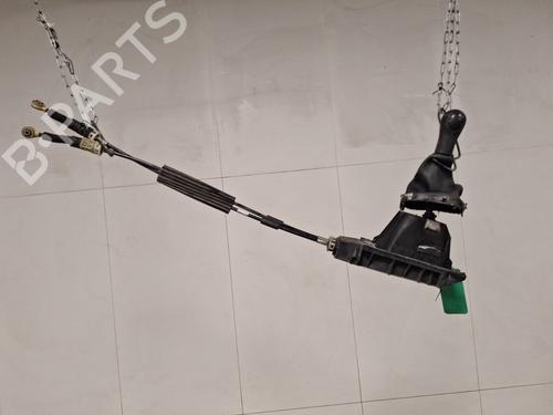 Used Gear lever Gear lever NISSAN MICRA III (K12) 1.2 16V (65 hp) 33587774 33587774