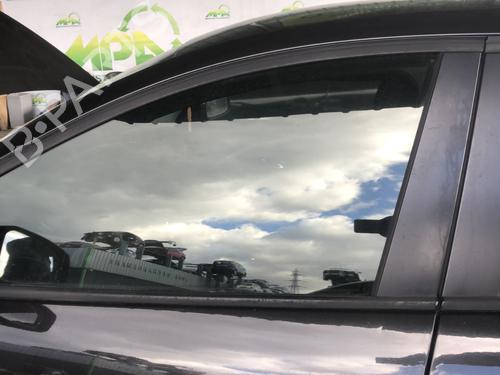 front-left-door-window-renault-megane-iii-hatchback-bz01_-b3_-2008-33680780 main image