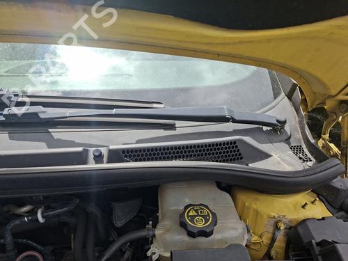 Used Front wiper motor Front wiper motor 37034875 37034875