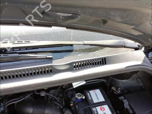 Used Front wiper motor Front wiper motor VW GOLF PLUS V (5M1, 521) [2004-2013] 35909579 35909579