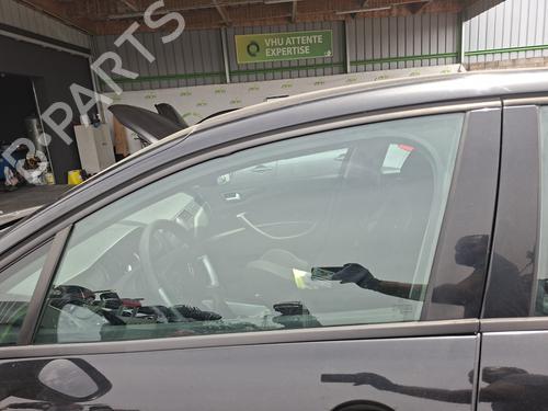 Used Front left door window Front left door window 37229736 37229736