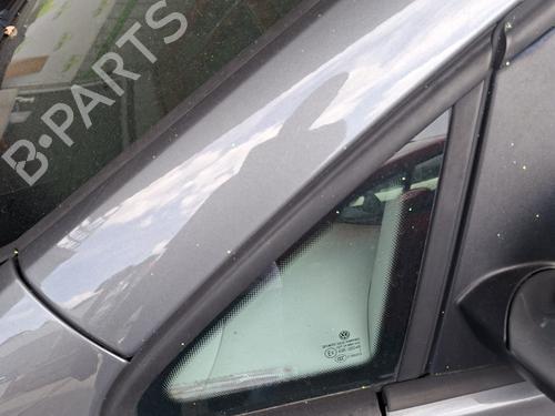 front-left-quarter-glass-vw-golf-plus-v-5m1-521-2004-2005-2006-2007-2008-2009-2010-2011-2012-2013-37509840 main image