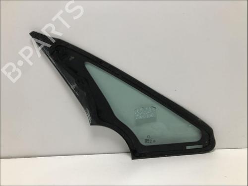 front-left-quarter-glass-peugeot-1007-km_-2005-33591188 main image