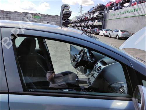 front-right-door-window-opel-corsa-d-s07-2006-2007-2008-2009-2010-2011-2012-2013-2014-2015-35909960 main image