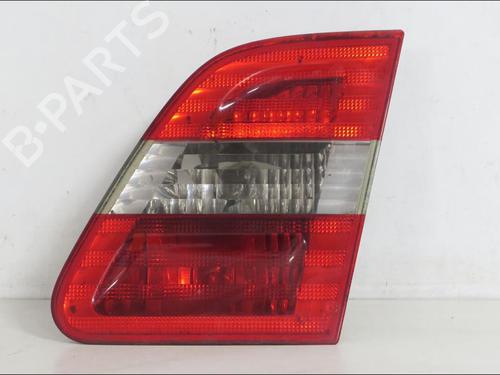 Used Right tailgate light Right tailgate light MERCEDES-BENZ B-CLASS Sports Tourer (W245) B 180 CDI (245.207) (109 hp) 33573286 33573286