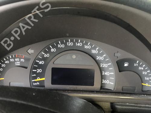 Used Instrument cluster Instrument cluster MERCEDES-BENZ C-CLASS (W202) [1993-2000] 35912740 35912740