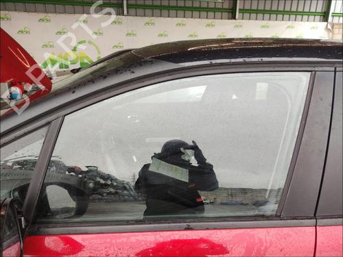 front-left-door-window-citroen-c3-iii-sx-2016-33591041 main image