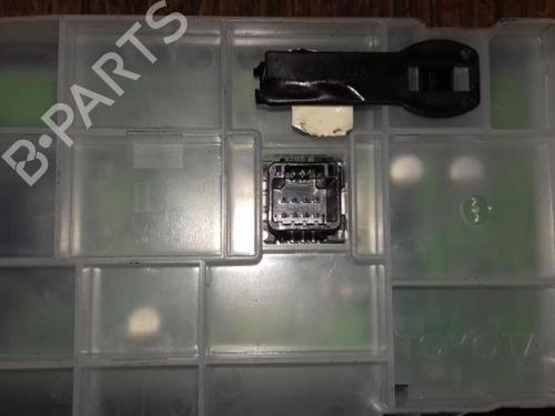 Used Climate control Climate control TOYOTA YARIS (_P13_) 1.3 (NSP130_, NSP130) (99 hp) 33572018 33572018